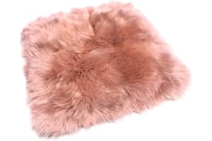 ‎ROHN MODEN Rohn Moden Sitzkissen, Sitzauflage Schnucke aus echtem hochwolligem Lammfell für Stuhl, Rollstuhl, Katzenbett, Hundebett und Dekoration - Kuscheliges und vielseitiges Accessoire in rosa