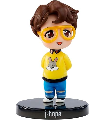 BTS Suga Korean Band Member Mini Vinyl Figure (Mattel GKH80