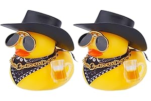 BOXOB 2pcs Canards en Caoutchouc Décorations Voiture, Cool Canards Cowboy avec Chapeau Lunettes Soleil Écharpe Décorations Tableau Bord Accessoires Amusants Cadeaux Bureau Mignons