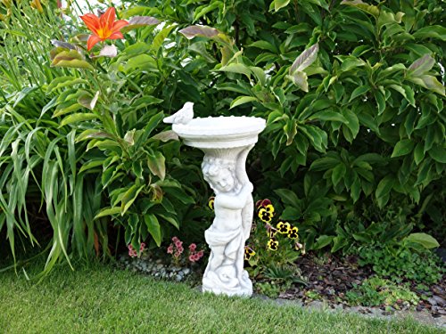 Wunderschöne Jungen Figur mit Vogeltränke und Vogel aus Steinguss, frostfest - 2