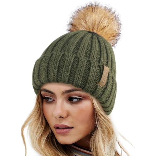 Russische gebreide beanie muts beige nep bont pompon dames