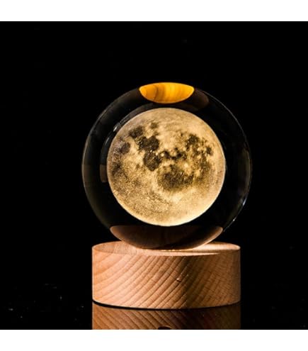 Lampada Luna 3D In Sfera Di Cristallo, Diametro 8 Cm, Con Base In Legno E Luce LED USB - Decorazione Notturna, Regalo Originale, Prodotto Italiano