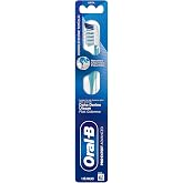 Oral-B Pro-Expert Advanced Derinlemesine Temizlik Diş Fır&ccedil;ası, Orta Sertlik