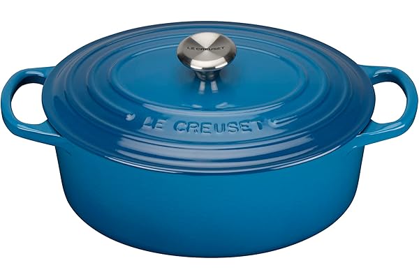 LE CREUSET, Cocotte Signature en Fonte Émaillée avec Couvercle, Ø 25 cm, Ovale, Compatible avec Toutes Sources de Chaleur (Induction Incluse), Capacité : 3.2 L, 3.672 kg, Bleu Marseille