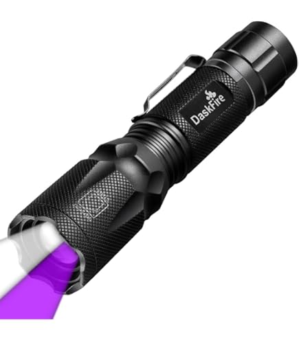 DaskFire Lampe Torche 4 en 1 Super Bright 900 Lumen Rouge & Vert