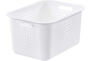 SmartStore Cesta de almacenamiento de plástico reciclado de 13 litros con asas, color blanco, apilable entre sí y una encima de la otra, 10 años de garantía, cesta mediana, 37 x 28 x 20 cm