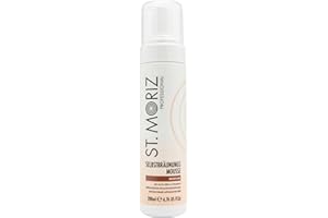 ST. MORIZ Professional Instant Tanning Mousse in Medium – schnelltrocknendes Selbstbräunungsmousse mit Applikatorfarbe mit Aloe Vera und Vitamin E Dermatologisch getestet ohne Tierversuche 200ml