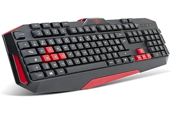 Spirit of Gamer - Pro K3 Gamer Clavier Italien QWERTY Gaming et Bureau - Rouge et Noir - 26 Touches Anti-ghosting - 4 Touches macros et Touches de Jeu programmables - PC / PS4 / Xbox One