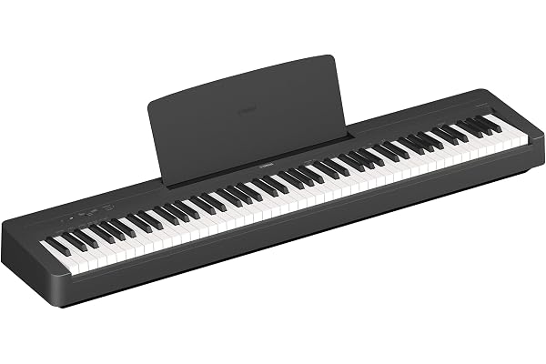 Yamaha P-145BT Piano Numérique – Léger et portable avec clavier Graded-Hammer-Compact à 88 touches et 10 sonorités, Bluetooth – Noir