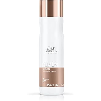 Wella Professionals Fusion Intense Repair Shampoo | 250 ml | Protecting, Repairing Hair Cleanser for Damaged Hair | With Silk