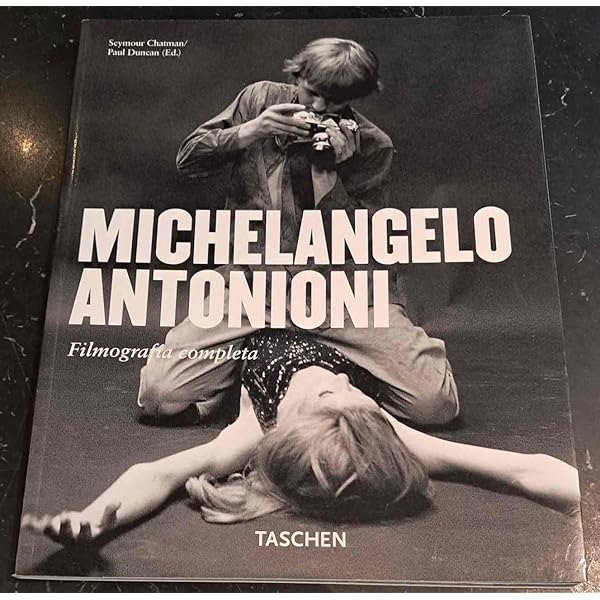 MICHELANGELO ANTONIONI 映画集 Amazon.co.jp: Michelangelo Antonioni Filmographie complète : 本