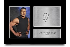 HWC Trading A4 Christopher Judge Stargate SG-1 Cadeaux Imprimé Signé Autographe Photo pour les fans d’émissions de télévision - A4