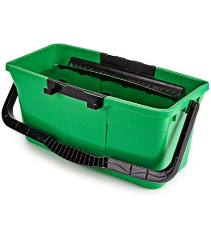 VIKAN emmer, 6 liter wit, maatverdeling en schenktuit - ERIKS