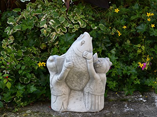 Lustige japanische Gartenfigur Koi Fisch mit Kinder Steinguss frostfest - 3