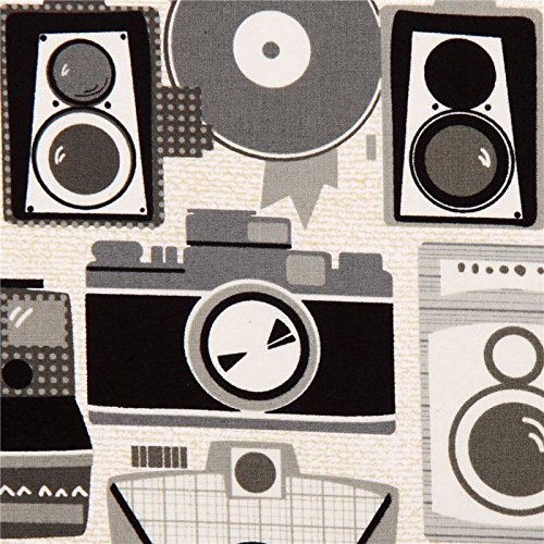 Tela laminada superior cámara retro neutra Michael Miller