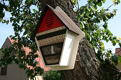 Großes Insektenhotel „Check in“ Insektenhaus aus FSC Holz Bienen Haus Nist Brut Kasten in Schweden Rot - 3