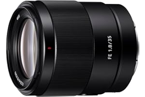 Sony SEL35F18F – FE 35mm F1.8 Weitwinkel Festbrennweiten-Objektiv für Vollformat (APS-C, E-Mount, kompakt & lichtstark, Kompatibel mit Sony Alpha A7-Serie, A6000-Serie, ZV-E1, ZV-E10)