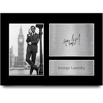 HWC Trading A4 Roger Moore James Bond Cadeaux Imprimé Signé Autographe Photo pour les fans de cinéma - A4 HWC Trading A4 Roger Moore James Bond Cadeaux Imprimé Signé Autographe Photo pour les fans de cinéma - A4