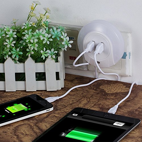 AIGUOZER® Tragbare LED Nachtlicht Nachtlampe mit 2 USB Ladegerät Bewegungsmelder Charger Lichtsensor Nachtbeleuchtung für Kinderzimmer Babyzimmer Handy und Pad - 4
