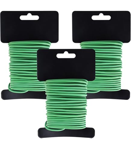 Installer Un Câble Pour Attacher Un Grimpant Sur Le Mur - Les Jardins De Malorie