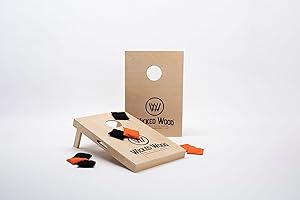 Wicked Wood Games Official Cornhole Set 90x60cm | Taille compétition | Comprend 2 Planches + 2x4 Sacs (Orange et Noir) | Blanco Finish | Bois de qualité | Partenaire Officiel de l'ACL