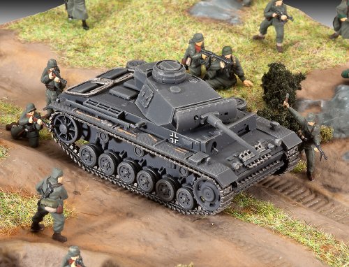 Revell 1:72 Scale Set Stalingrad Pzkpfw III and T-34