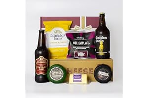 THE CHUCKLING CHEESE COMPANY Vintage Cheese Gift Hamper.Food Hamper for That Golden Oldie. Perfect Food Gifts for Men and Women. Unusual Gifts Packed Full of Vintage Inspired Gifts.