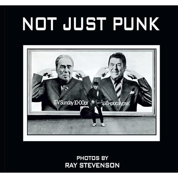 洋書 RAY STEVENSON'S  PHOTO PAST 1966-1986 Ray Stevenson's Photo Past, 1966-1986: Access Nearly All Areas