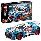 Verfügt über eine funktionierende Lenkung und Radaufhängung, einen großen Heckspoiler, Niederquerschnittsreifen auf 6-Speichen-Sportfelgen, einen detailreichen Kühlergrill, eine aufklappbare Fronthaube, eine Motorkühlung mit 2 Gebläsen, eine aufklappbare Heckmotorhaube, einen V6-Motor mit beweglichen Kolben sowie ein gut ausgestattetes Cockpit mit aufklappbaren Türen, Rennsitzen und Überrollkäfig.