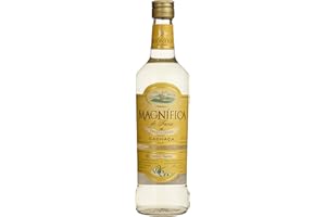 MAGNÍFICA DE FARIA Magnífica Tradicional Cachaça 0.7 l