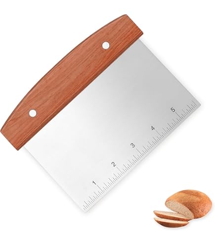 Cookie cutters, pastry cutters and dough scrapers - de Buyer