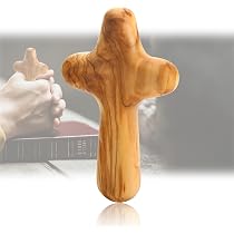 Crocifisso in legno di Ulivo con Cristo in rilievo cm.27 - Presbiterio Padova