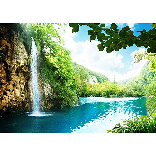 Vlies Fototapete PREMIUM PLUS Wand Foto Tapete Wand Bild Vliestapete - WATERFALL IN PARADISE - Wasserfall Lagune, Paradies Berge See Wald Bäume Landschaft - no. 035, Größe:350x245cm Vlies