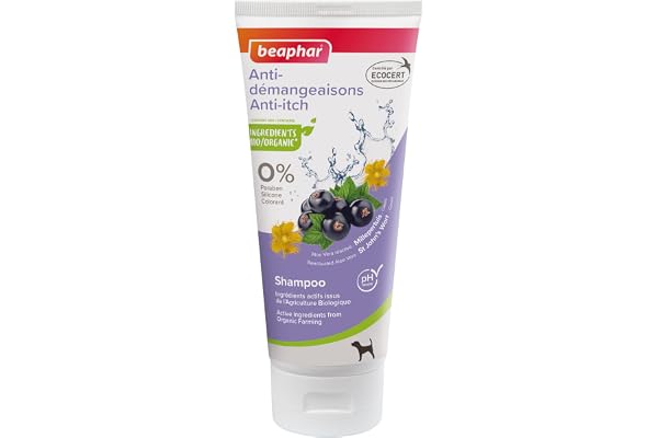 BEAPHAR – Shampoing Anti-Démangeaisons labellisé ECOCERT pour Chien – Contient de l'Aloe Vera, du Millepertuis et du Cassis Bio – pH Neutre – sans parabène/Silicone/Colorant et sans Alcool – 200 ML