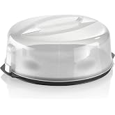 Grizzly Rectangular cake carrying box with click closure, secure lid and carry handle.