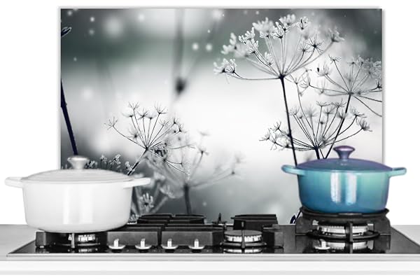 KitchenYeah© Fond de Hotte 70x50 cm Aluminium Crédence Cuisine Décoration Murale Crédence Plaque de Cuisson Anti Projection Fleurs - Nature - Noir et Blanc - Photographie