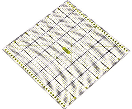 Lialina® Transparentes Universal Patchwork-Lineal 30 x 30 cm / 2farbiger Druck cm Linien Raster 30/45/60 Grad Winkel-Maße / Papier + Stoff exakt mit Rollschneider zuschneiden