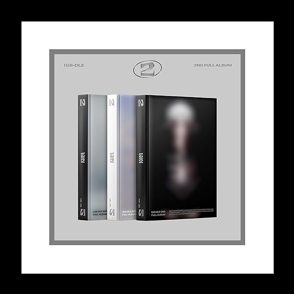 LE SSERAFIM - 1st Studio Album UNFORGIVEN : Amazon.in: Toys & Games}