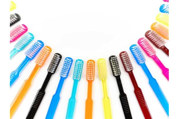Dr. Bauer Brosses à dents jetables, brosses à dents jetables avec dentifrice emballées individuellement en paquet de 100 (bleu-vert - rouge-noir)