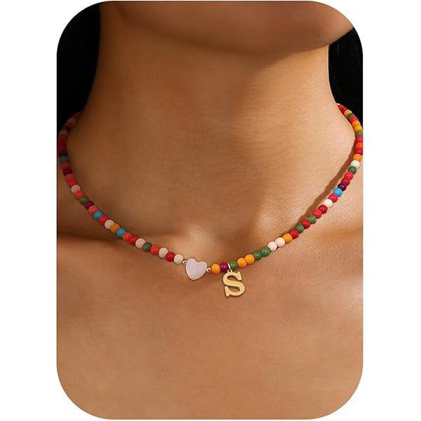 Mikovivi Collier De Perles Initiales, Collier De Perles Colorées Avec Pendentif En Forme De Cour Coquillages Lettre Fait à La Main Cadeaux Personnalisés De A à Z Pour Femmes Et Filles (Lettre