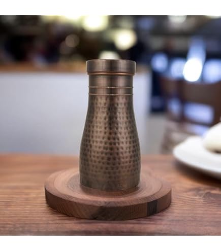 Brocca Rame Puro 68 Oz Set Di Brocca E Bicchiere In Rame Per Benefici Sanitari Ayurveda | Brocca In Rame Puro (99,74%) Con 4 Bicchieri In Rame Brocca Artigianale In Rame Martellato