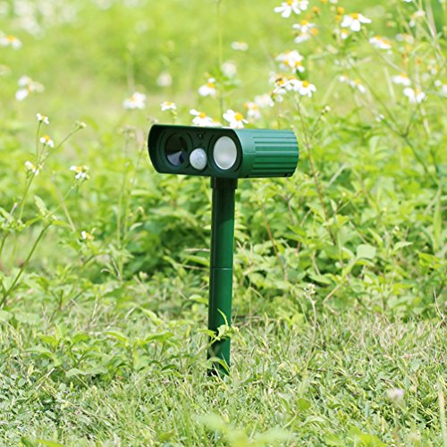 Everteco Solar Tiervertreiber Ultraschall Wasserdicht Hundeschreck Katzenschreck Marderschreck, Repeller Outdoor gegen Fuchs Hirsch Nagetier Eichhörnchen Stinktier Chipmunk, Schädlings-Vertreiber mit PIR-Sensor für Hof Garten Farm (1 Stück) - 5