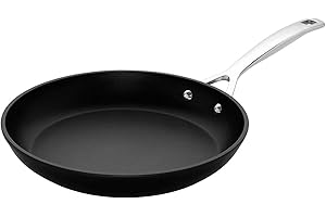 Le Creuset Padella bassa in alluminio antiaderente, diameter 24 cm, per per tutte le fonti di calore, induzione incluso, Nero, 51112240010002