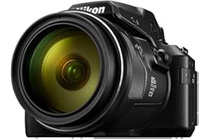 NIKON COOLPIX P950 Zoom 83x écran orientable 4K/UHD 30 i/s Noir