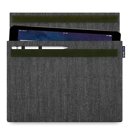 Adore June iPad Pro 12.9 Hülle "Business" aus characteristischem Stoff mit Apple Pencil Halterung. Passend für das iPad Pro 12 9 (2017 und 2015) und Smart Keyboard. Hochwertige Tasche als treuer Begleiter. Made in Europe.