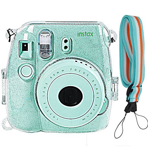 Kameratasche für Fujifilm Instax Mini 9/8/8+ Kamera, glänzende transparente PVC Crystal Schutzkoffer für Fujifilm Instax Mini 9/8 / 8s Instant Filmkamera mit niedlichen verstellbaren Riemen. Von SAIKA Kameratasche für Fujifilm Instax Mini 9/8/8+ Kamera, glänzende transparente PVC Crystal Schutzkoffer für Fujifilm Instax Mini 9/8 / 8s Instant Filmkamera mit niedlichen verstellbaren Riemen. Von SAIKA