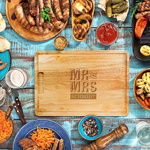 Schneidebrett aus Holz mit Gravur zur Hochzeit – Mr und Mrs – Personalisiert mit Namen – Küchenbrett rechteckig – Holzbrett – Schneidbrett – Brotzeitbrett als Hochzeitsgeschenk - 4