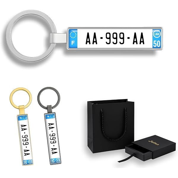 Porte-clés Aston Martin Rapide 2010-2013 Avec Lampe Torche LED - Cadeau Personnalisé Pour Passionnés D'auto - Design Robuste Et Pratique