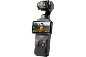 DJI Osmo Pocket 3, cámara con CMOS 1'' y vídeo 4K/120 fps | estabilización en 3 ejes, enfoque rápido, seguimiento de caras/objetivos, pantalla táctil giratoria de 2", pequeña cámara