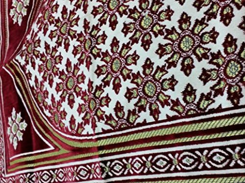 Deluxe Quality prayer mat with Cutwork